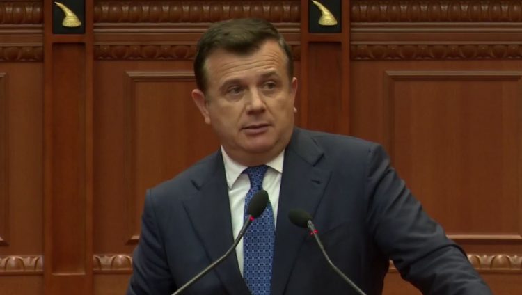 Vota e emigrantëve/ Balla thirrje opozitës: Votoni aktin normativ për t’i mundësuar KQZ fondin për ngritjen e regjistrit