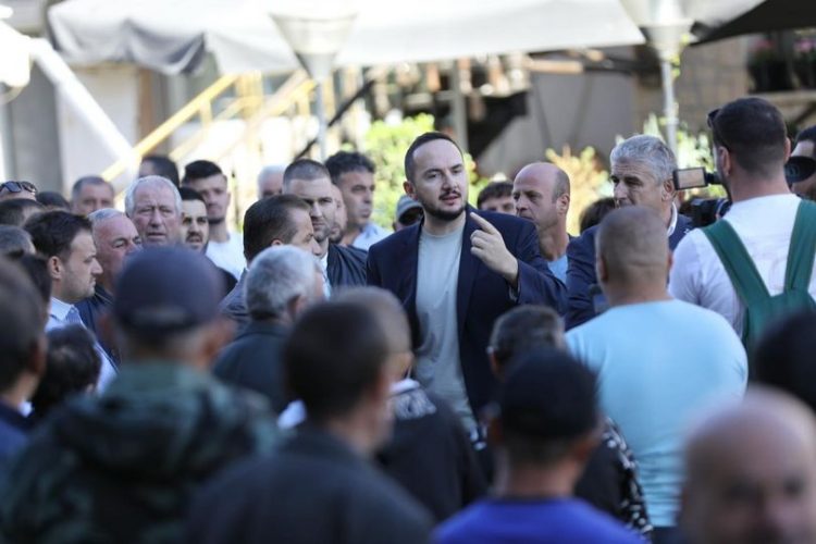U dënua me 1 vit burg, reagon sërish Salianji: Po bëhen gati të më izolojnë, por kurrë nuk do t’ia dalin 