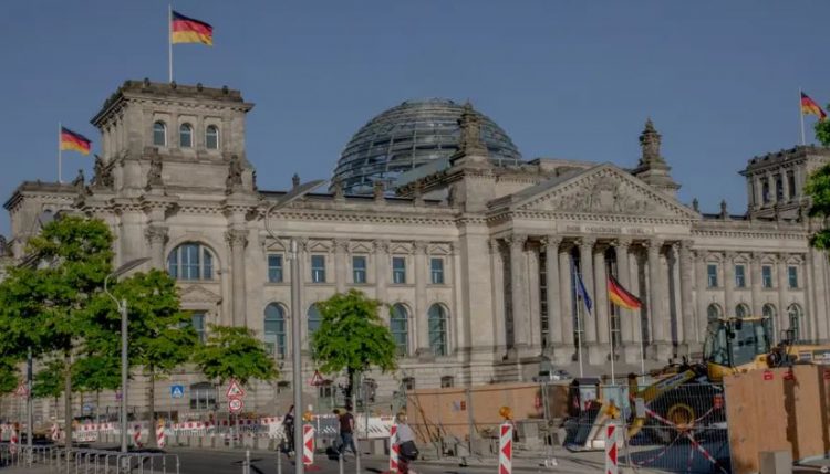 Ekonomia në Lindje të Gjermanisë po lulëzon. Por pse shumë njerëz janë të pakënaqur me politikën?