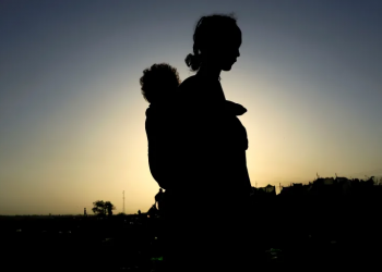 “Më përdhuno mua, jo vajzat”, lufta e tmerrshme në Sudan 
