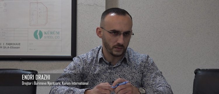 Mbetjet e rrezikshme në anije? Flet administratori i “Kurum International Sh.A.”