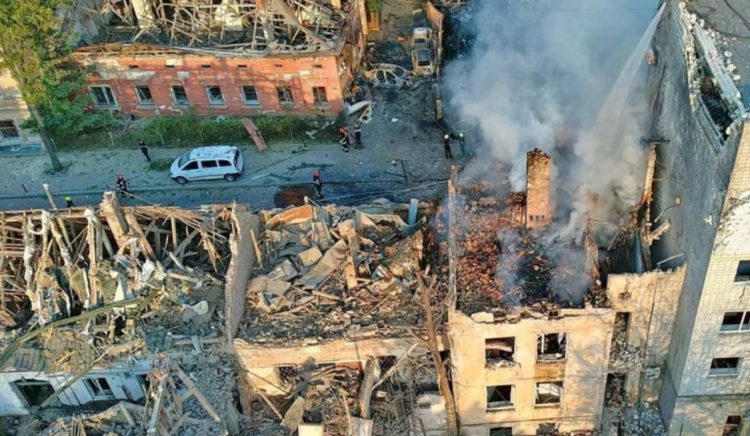 Rusia godet Lvivin, ndërsa fillojnë ndryshimet në qeverinë ukrainase