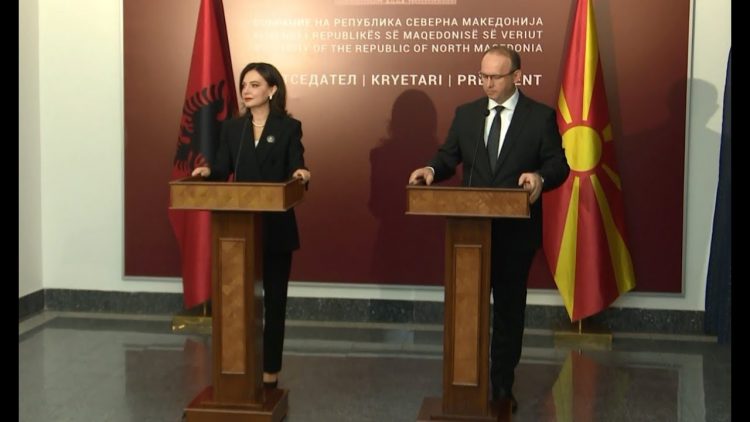 Deklaratat e Spiropalit për Gjuhën Shqipe shkakton debate në Maqedoninë e Veriut
