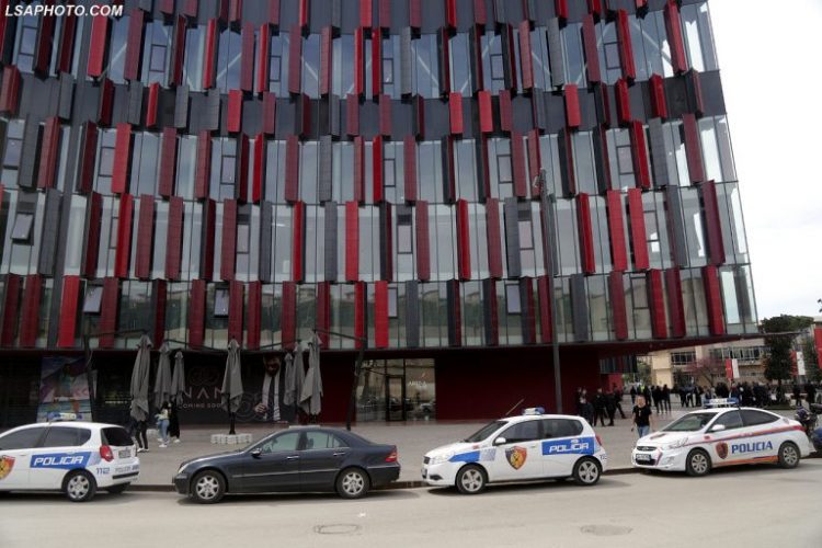 Përballja Shqipëri – Gjeorgji në “Air Albania”, policia publikon planin e masave! Ja cilat janë rrugët që do të bllokohen që prej orës 15:00 