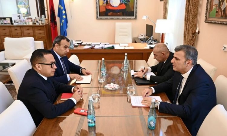 Sejko pret në takim përfaqësuesin e BB: 2024 ka shënuar rritje të mirë ekonomike