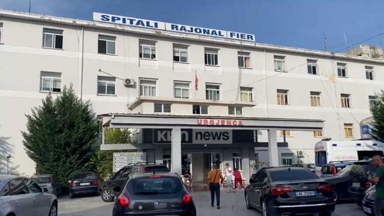 Plagosje me thikë në Roskovec/ I plagosuri transportohet me urgjencë në spital 