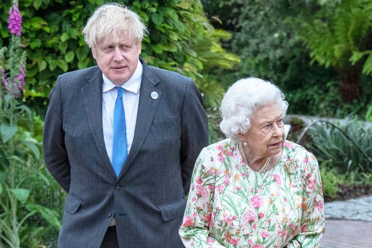 Ish-kryeministri Boris Johnson thyen protokollin! Zbulon se Mbretëresha Elizabeth II vuante nga një sëmundje e rëndë