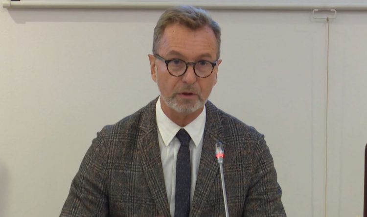 “Korrupsioni, më i lartë se mesatarja e BE”, Gonzato: Puna e qeverisë në Shqipëri për strategjinë antikorrupson të miratohet dhe të zbatohet e plotë