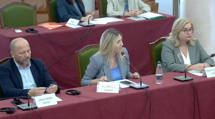 Zhupa shpërthen për përmbytjet në Vlorë: E vodhët dhe ‘e përmbysët’ qytetin