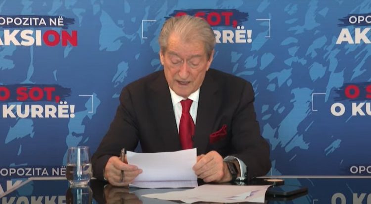 “Mosbindja civile”/ Berisha: Për tre orë kombi ynë u çlirua