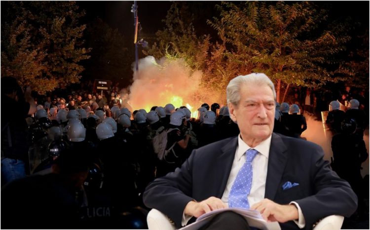 Opozita po proteston, Berisha nxjerr pamjet nga shpërthimet me molotov: Beteja e mosbindjes civile vazhdon