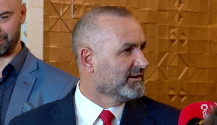Mikrokreditë, Ulsi Manja: Llogaritë e qytetarëve janë zhbllokuar