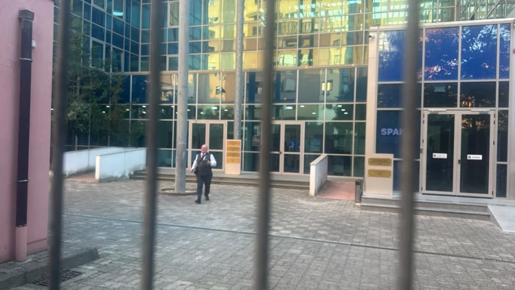 Përfundon seanca për Metën dhe Kryemadhin, pritet të shpallet vendimi