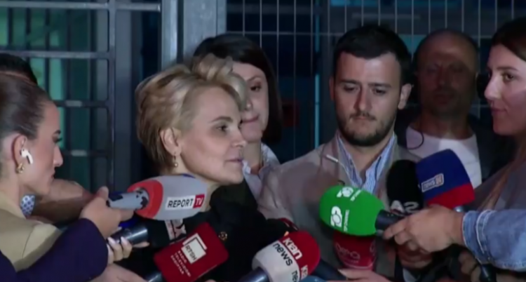 “Një sistem nuk mund të më bëjë pis mua”, Kryemadhi: Do e çoj deri në Strasburg çështjen, kur t’i vijë koha