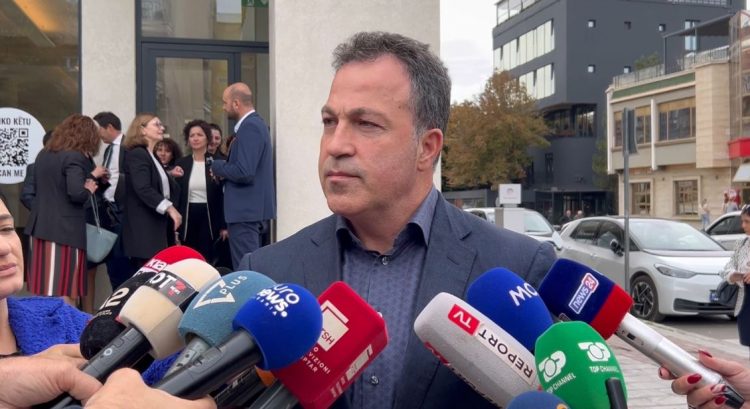 Peleshi për protestën e thirrur nga opozita: Për çfarë dalin?! Për shkak të një vendimi të formës së prerë… 