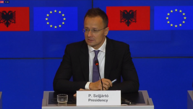 Ministri hungarez: Shqipëria anëtare e BE-së sa më shpejt, të përshpejtojmë procedurën e zgjerimit