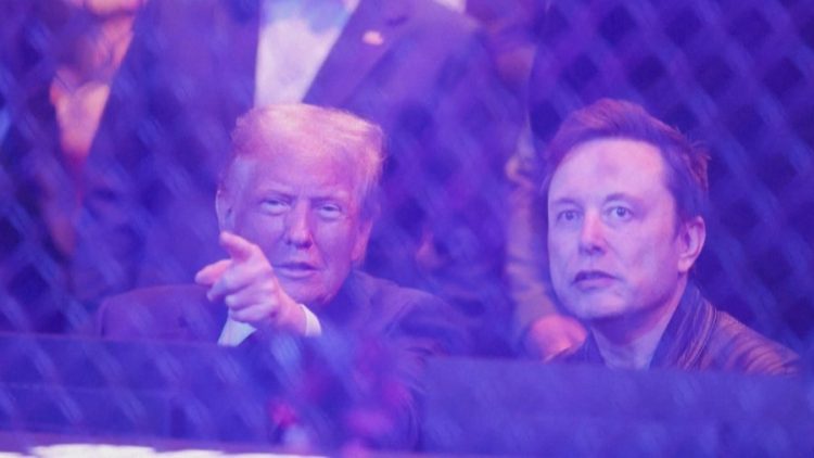 Trump feston fitoren në UFC, e shoqërojnë Musk, Kennedy jr. dhe ‘’besnikë’’ të tjerë