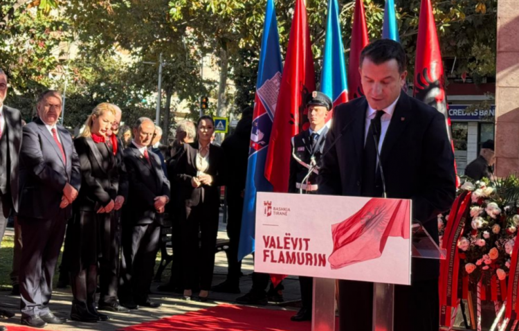 Kryeqyteti feston 80-vjetorin e Çlirimit, Veliaj: Tirana dhe Shqipëria, sot më të forta se kurrë