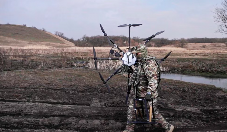 Sulmet ukrainase me dronë në Moskë detyrojnë Rusinë të mbyllë 3 aeroporte