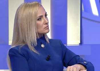 Vrasje e paralajmëruar e shoqërisë shqiptare