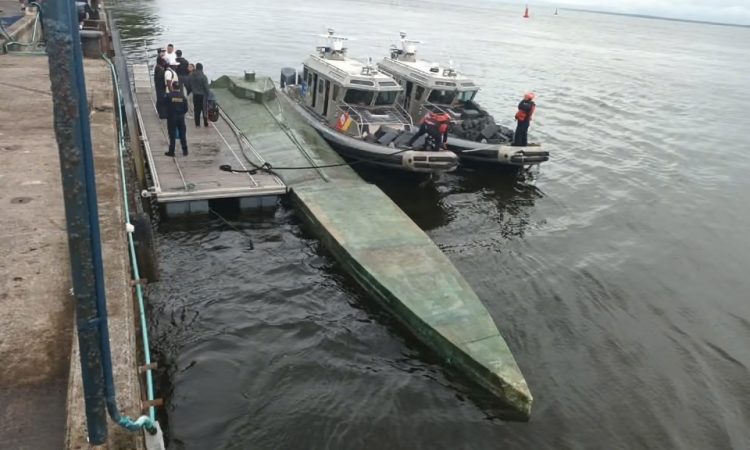 Mbi 225 tonë kokainë, autoritetet kolumbiane konfiskojnë rekord botëror droge të fshehur në nëndetëse