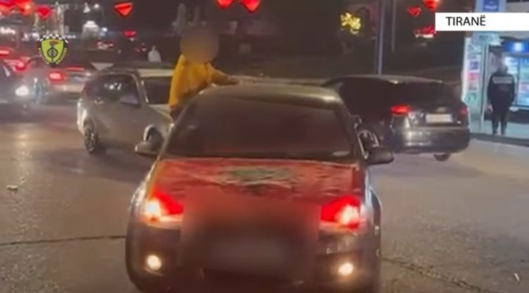Gjoba edhe për festa/ Rrugorja ndëshkon 78 drejtues automjetesh