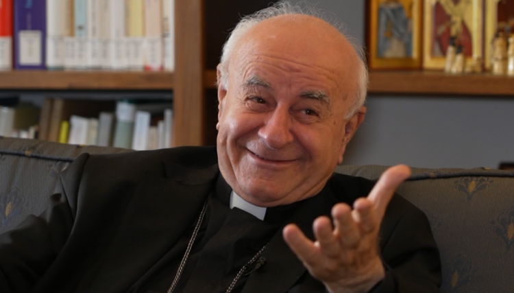 “Hasa vështirësi në ekuilibrin mes Berishës dhe Ramës”, Monsignor Paglia veçon për mirë këtë politikan