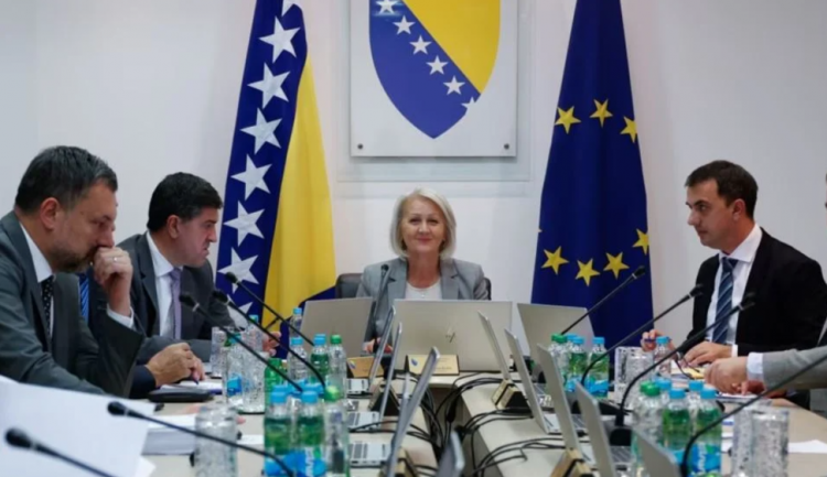 Anulohet samiti i liderëve të rajonit dhe BE-së në Bosnje, dështoi tenderi për organizim  