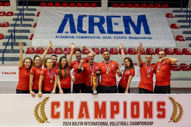 Përmbyllet edicioni i 4 i Kampionatit Ndërkombëtar të Volejbollit mes kompanive të Grupit BALFIN / Nën atmosferë dhe emocione, shpallet fituesi