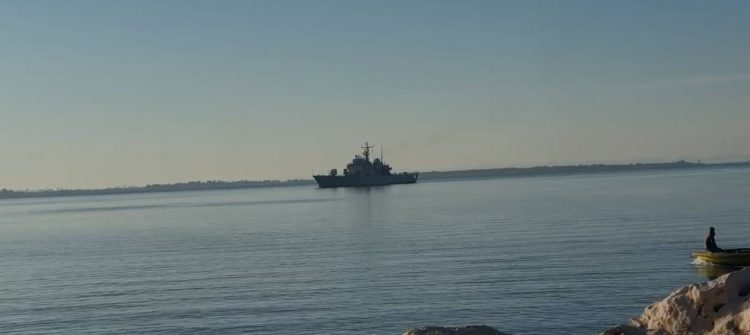 Mbërrin në Shëngjin anija e dytë italiane me emigrantë