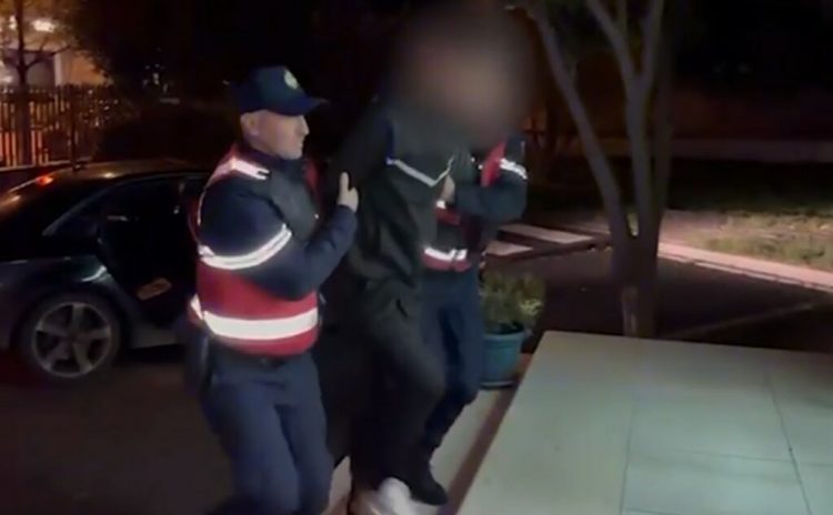 Durrës/ I dënuar me 10 vjet burg për drogë dhe prostitucion, policia arreston 27-vjeçarin