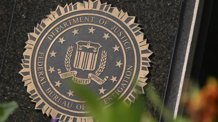 Publikimi i dokumenteve sekrete mbi planet izraelite për të sulmuar Iranin, FBI arreston të dyshuarin