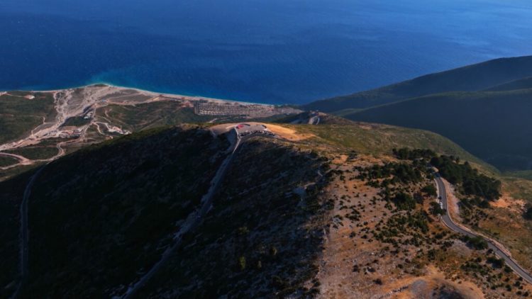 Daily Express: Shqipëria më e bukur se Greqia dhe Kroacia