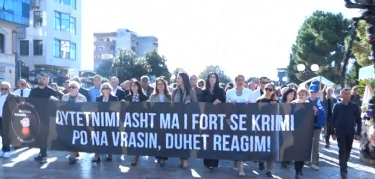 “Qytetnimi asht ma i fortë se krimi”, nis protesta në Shkodër 