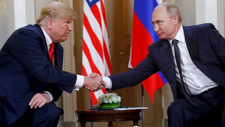“Putin nuk ka plan të urojë Trump”, reagon Kremlini: SHBA mbetet vend jomiqësor për Rusinë 