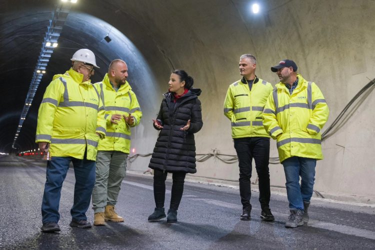 “Hapet në mars të 2025”, Balluku inspekton punën në tunelin e Murrizit në rrugën e Arbrit 