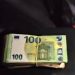 Shërbente kafe dhe drogë në lokal, policia arreston kamarieren në Fier