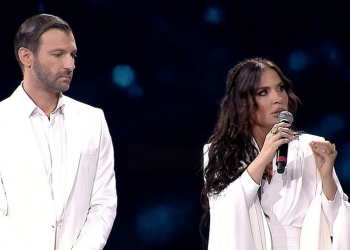 Rozana Radi dhe Sany fitojnë “Këngën Magjike 2024”, këngëtarja: Kupën ja dedikoj njeriut që dha shpirtin për muzikën. Françesk Radi, kjo është për ty