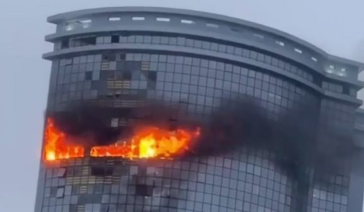 Dronët godasin ndërtesa të larta në Kazan të Rusisë
