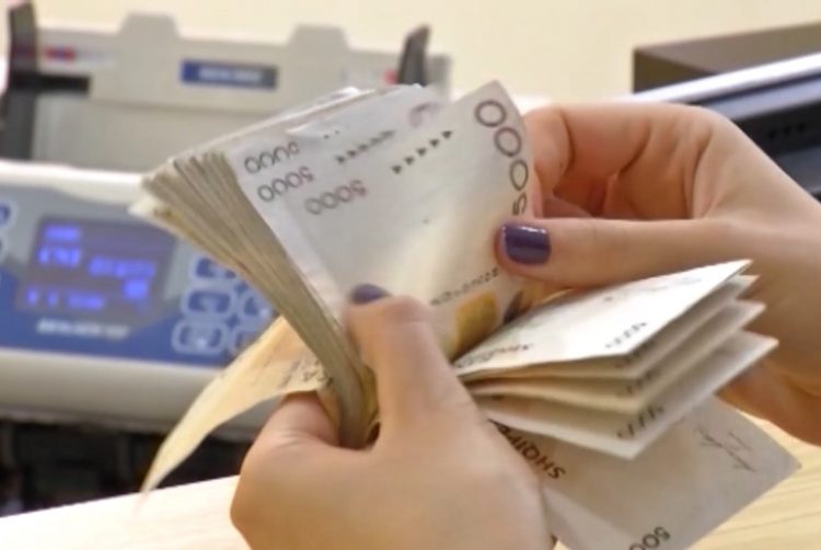 Nis nga sot shpërndarja e bonusit të fundvitit për pensionistët 