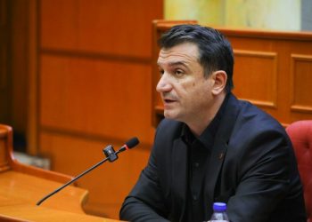 Veliaj: Shpërblime për fundvit për mbi 4 mijë punonjës të shërbimeve mbështetëse