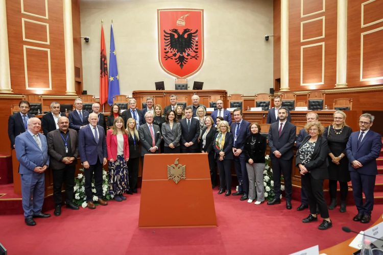 Spiropali: Reformat nxorën Shqipërinë nga lista e vendeve në monitorim të KiE