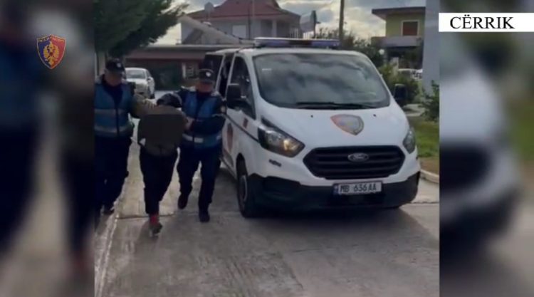 Në kërkim për drogë, arrestohet 33-vjeçari në Cërrik/ Pritet të ekstradohet në Kosovë