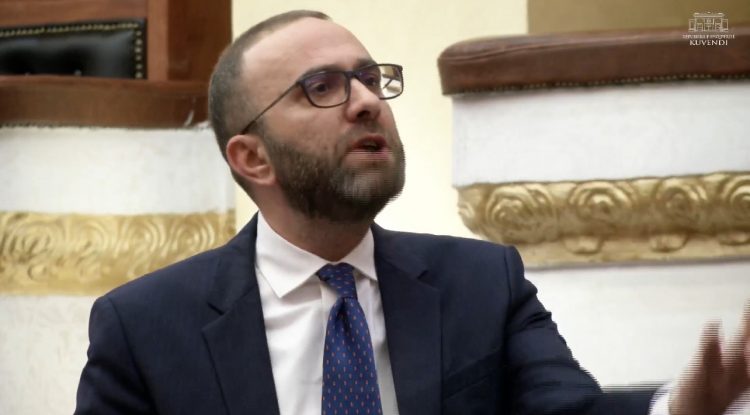 Nesër seanca për Xhaçkën në Venecia/ Bardhi: Po mbani draftin të fshehtë! Spiropali: Mos spekuloni, kur ta kemi do ta shpërndajmë