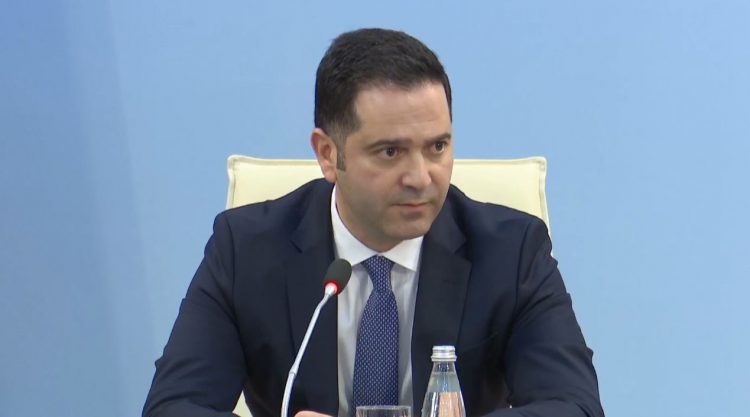 Rritja e pagave/ Ministri Malaj: Sektori privat të reflektojë të njëjtin trend me atë publik