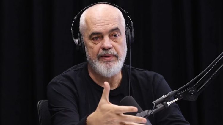 “Në Britani duhet të bësh dy punë, ndryshe nuk ia del”, Rama: Koha e lirë për familjen është zero! Dallimi me pagat në Shqipëri është i madh