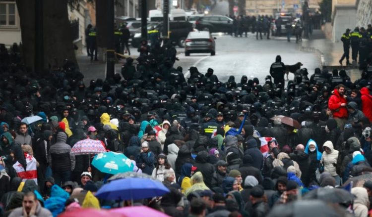 Demokracia në provë në Evropën Lindore mes akuzave për ndërhyrje nga Rusia