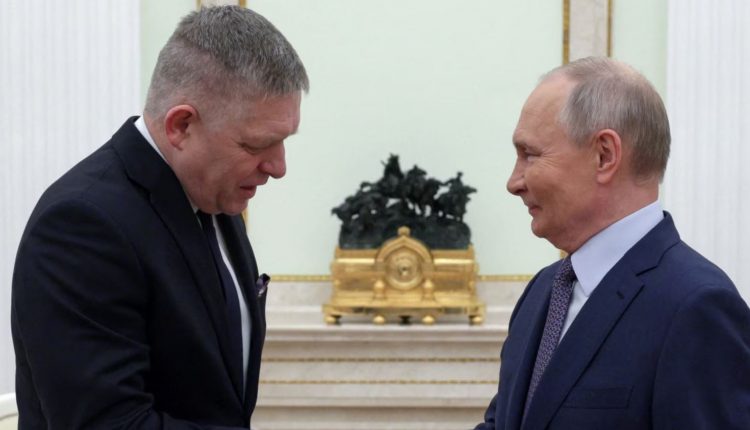 Kryeministri sllovak takon Putinin, vizitë e rrallë nga një udhëheqës i BE-së në Moskë 