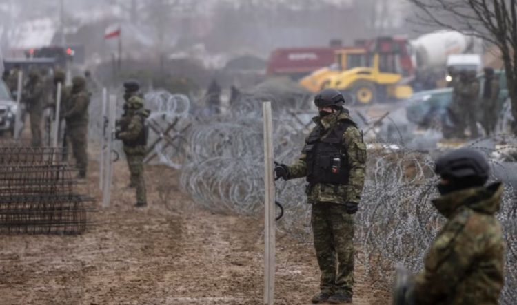 Polonia regjistron më shumë migrantë në kufi me Bjellorusinë