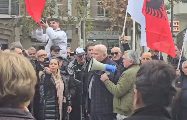 Dy protesta para Kuvendit/ Minatorët kërkojnë status të veçantë dhe pensione dinjitoze 
